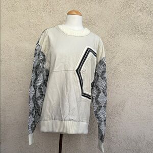 Saxony VTG Women's Sweater